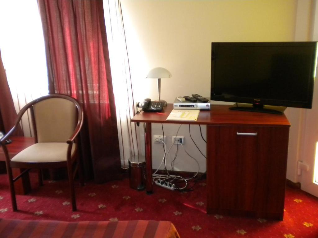 Hotel Ary Cluj-Napoca Habitación foto